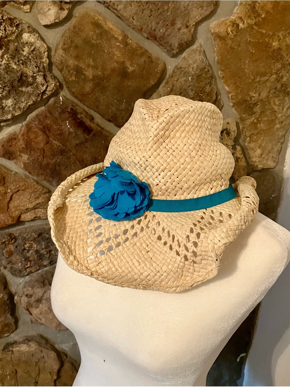 Joe Boxer Natural Straw Hat with Teal Flower Band
